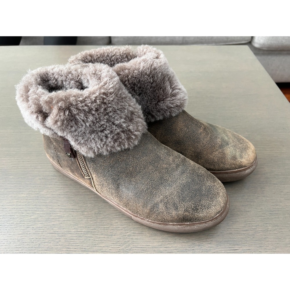 Trask Lexi Genuine Shearling Sneaker (Women), Brown, 9